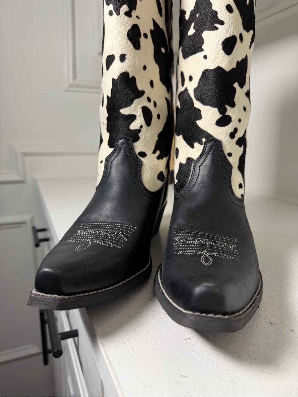 **SOLD**Montana West Cow Print Cowboy Boots Women's 8.5 Black Leather Western - Picture 4 of 11